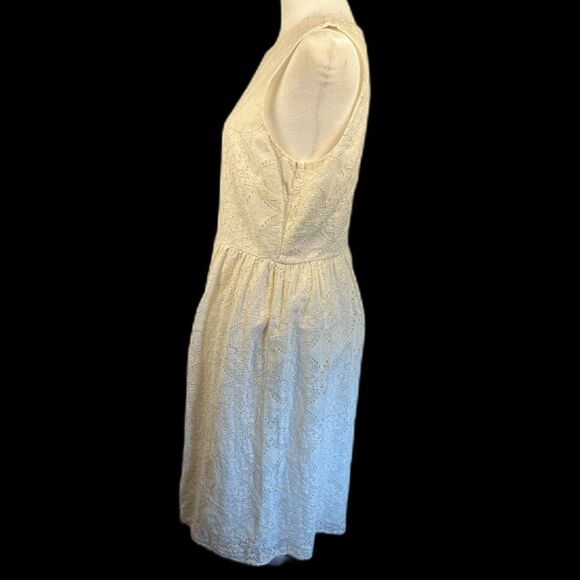 LOFT Outlet Wht Eyelet Lace Wms Dress Sz 8 Fully Lined, Sleeveless 100% Cotton - Picture 4 of 12